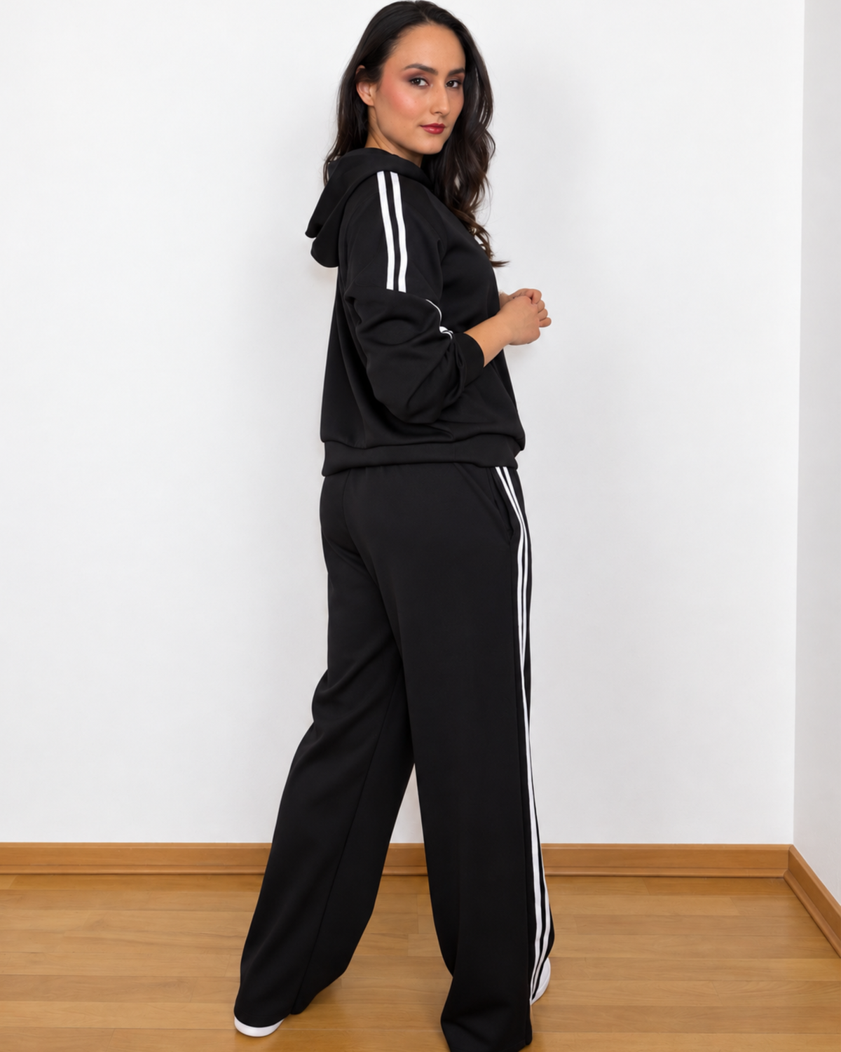 Conjunto Deportivo Estilo Militar